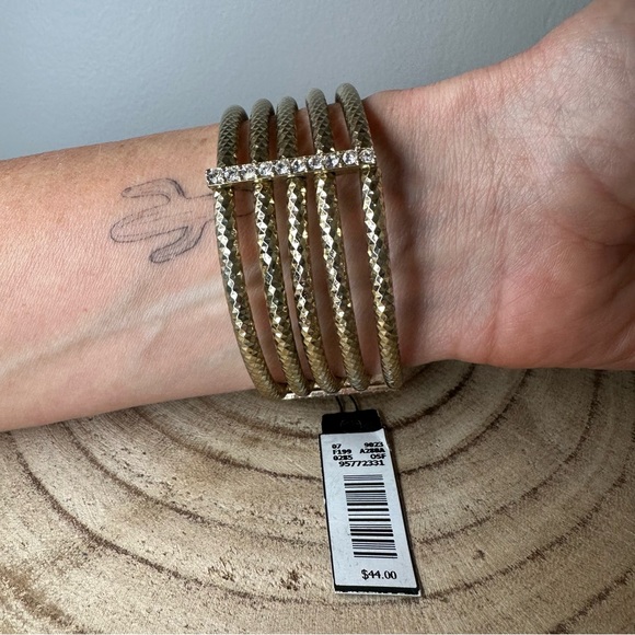 Cache Chic Gold Textured Bangle Set - Picture 7 of 7